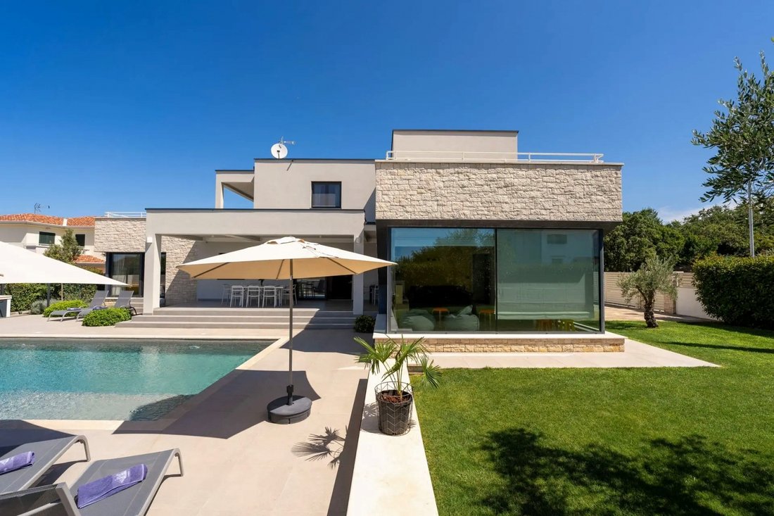 Villa in Porec, Istria County, Croatia 5 - 17059619