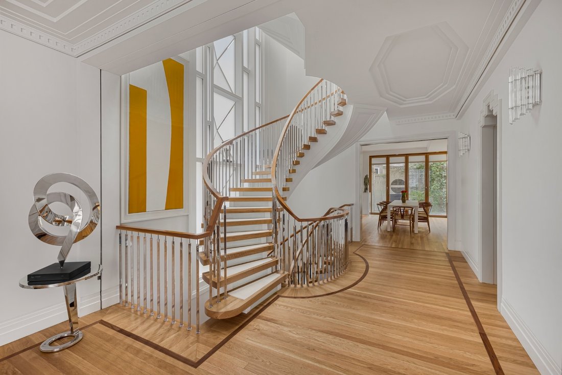 House in Hyde Park, Westminster, England 1 - 17048650