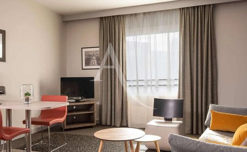 Immeuble / Maison Puteaux / Les Bergeres 350 M² Garage Et 2 Parking