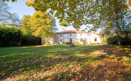 Villa in Pissos, Nouvelle-Aquitaine, France 1