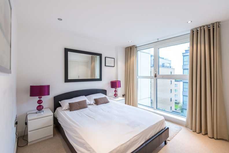 Apartment in Walham Green, Hammersmith and Fulham, England 4 - 17055479