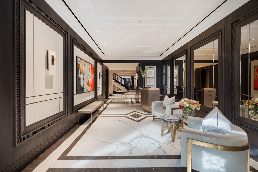 Apartment in Brompton, Kensington And Chelsea, England 2 - 17048255