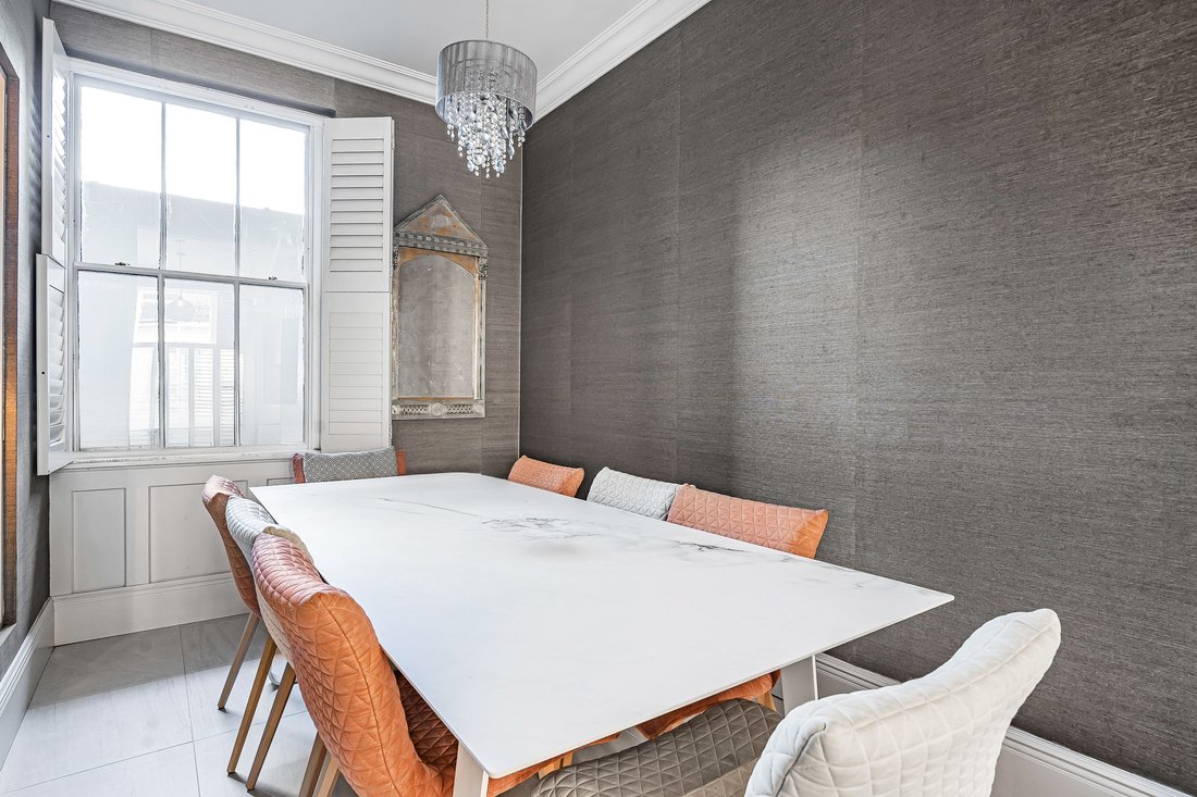 Appartement à Belgravia, Westminster, Angleterre 4 - 17049641