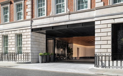 Apartment in Mayfair, Westminster, England 1