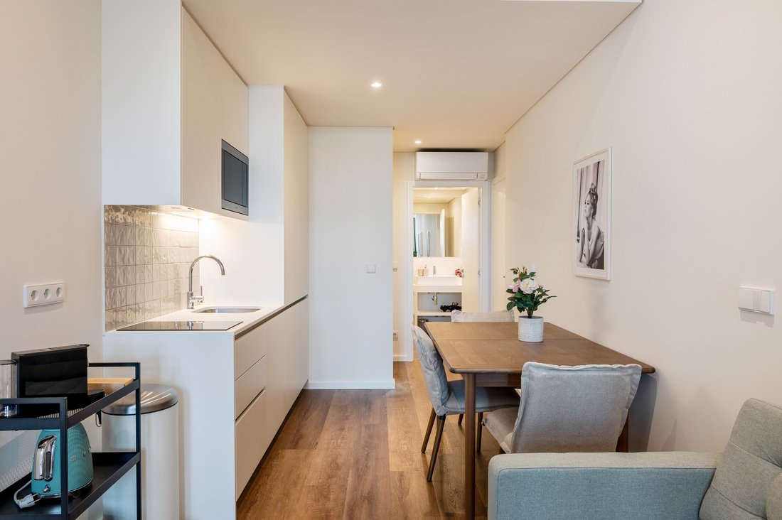 Apartment in Cedofeita, Santo Ildefonso, Se, Miragaia, Sao Nicolau e Vitoria, Porto District, Portugal 3 - 15734375