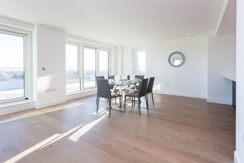 Apartment in Ealing (London Borough of Ealing), Ealing, England 5 - 17055517