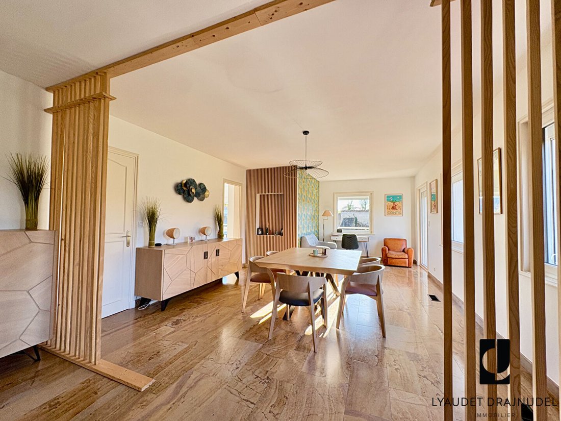 Villa in Arsenal, Roanne, France 5 - 16642417