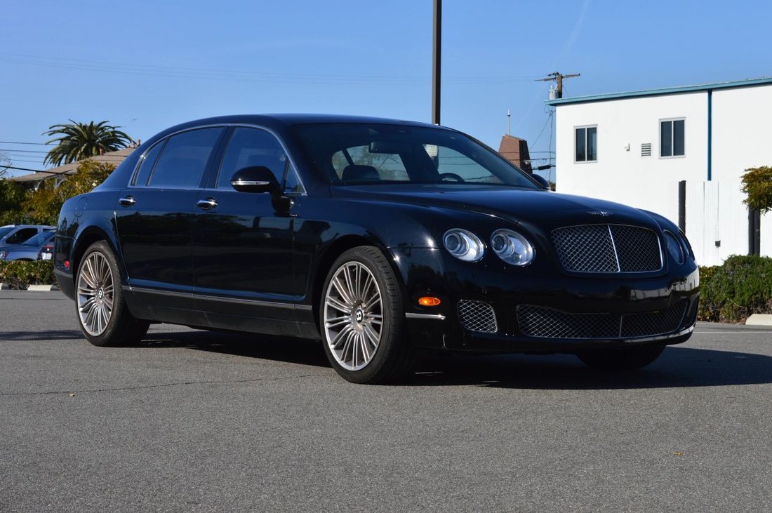 Sedan in Los Angeles, CA, United States 1 - 17057035