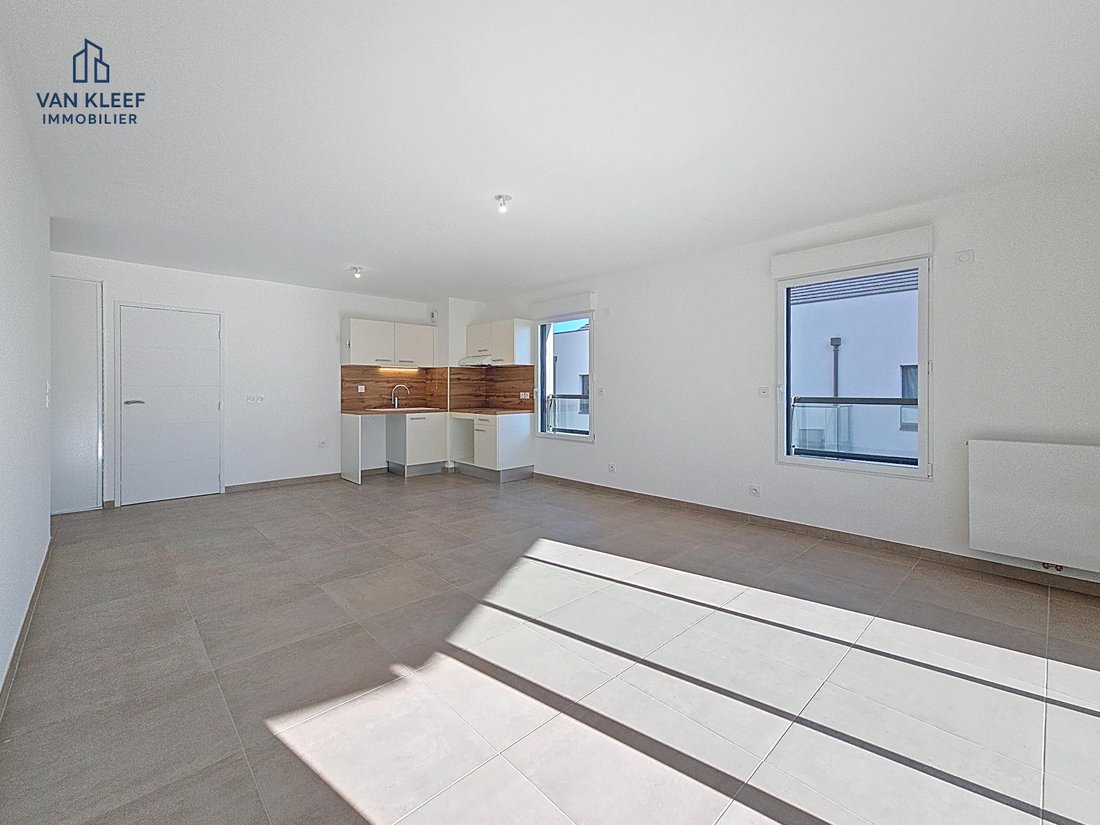 Apartment in Divonne-les-Bains, Auvergne-Rhône-Alpes, France 5 - 17020526
