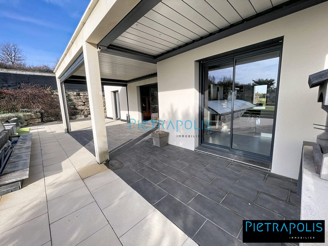 Villa in Anse, Auvergne-Rhône-Alpes, France 5 - 17052841