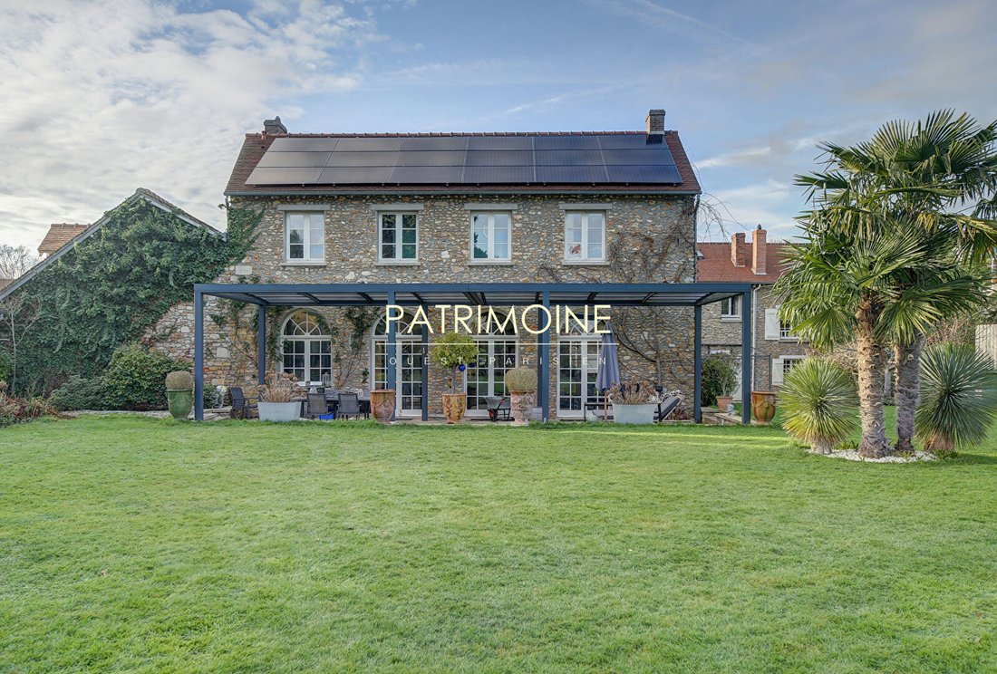 Villa in Feucherolles, Ile-de-France, France 2 - 17048184
