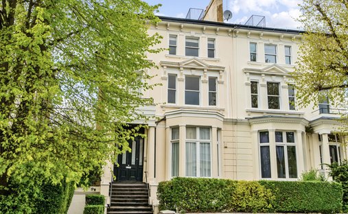 Apartment in Belsize Park, Camden, England 1