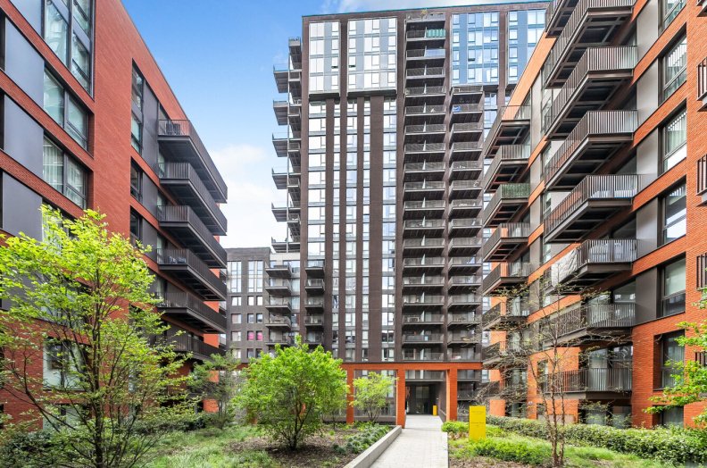 Apartment in New Covent Garden, Wandsworth (Greater London), England 1 - 17055438