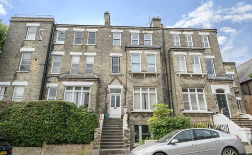 Apartment in Hampstead, Camden, England 1