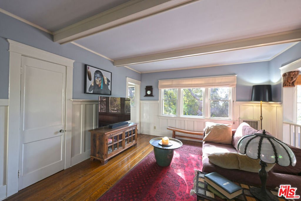 Los Angeles, California, United States 5 - 17059340