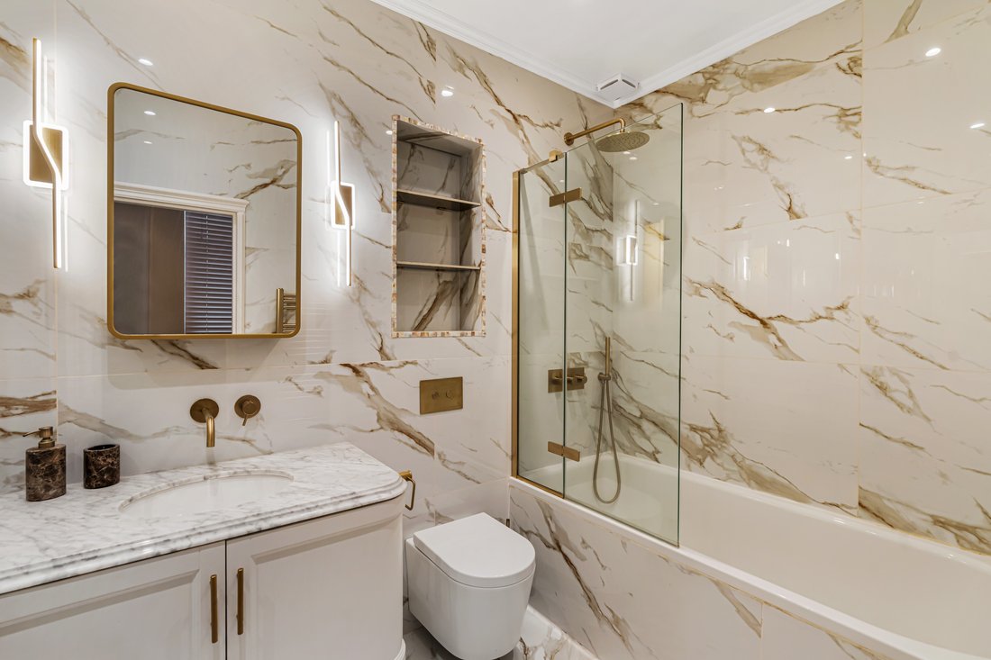Apartment in Brompton, Kensington And Chelsea, England 2 - 17049747