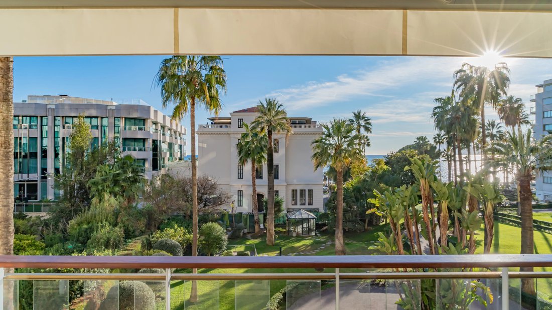 Apartment in Cannes, Provence-Alpes-Côte d'Azur, France 2 - 17048497