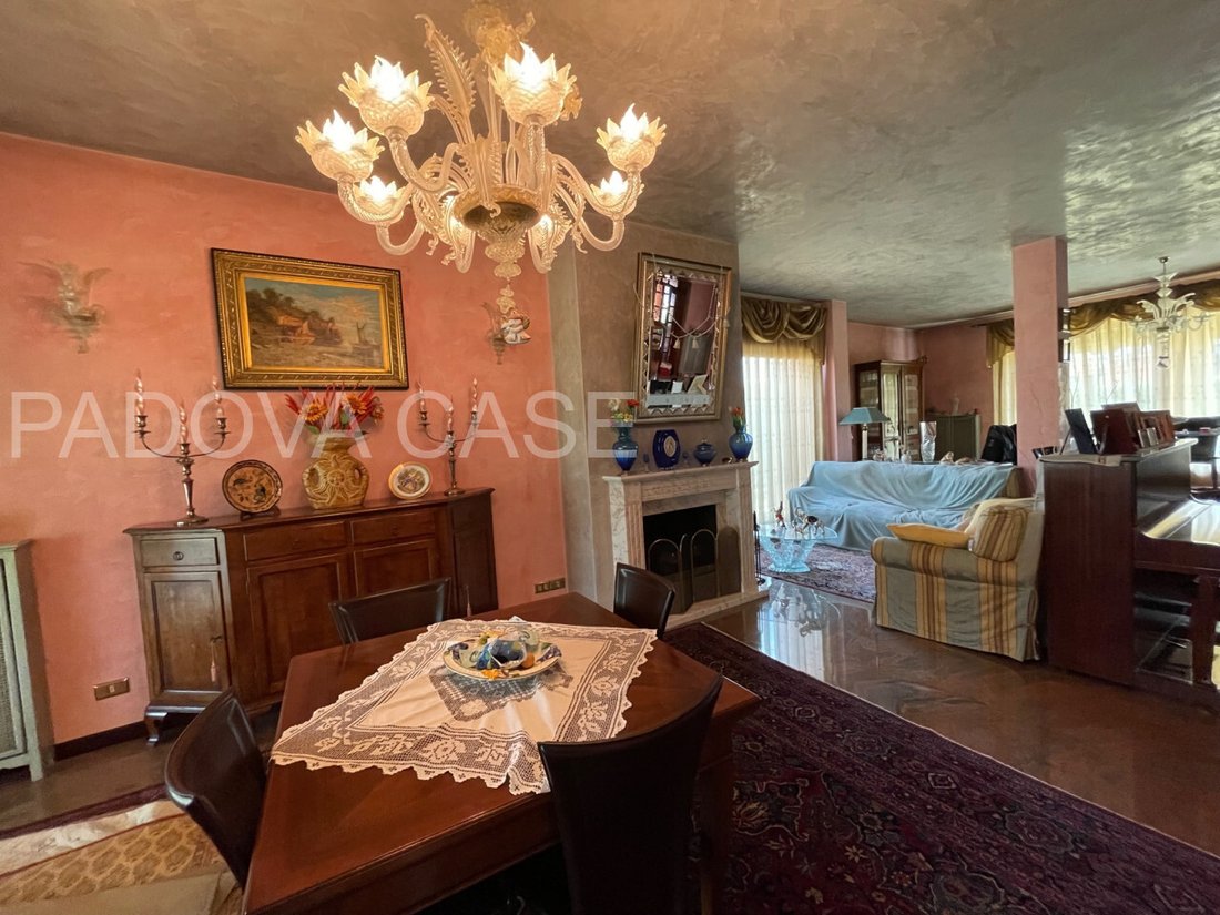 Villa in Vigonza, Veneto, Italy 2 - 17056989