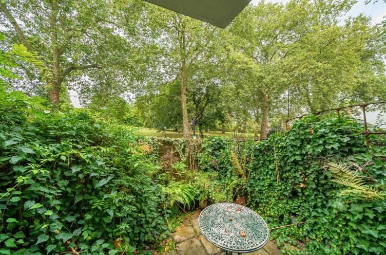 Townhouse in Primrose Hill, Camden, England 2 - 17055181