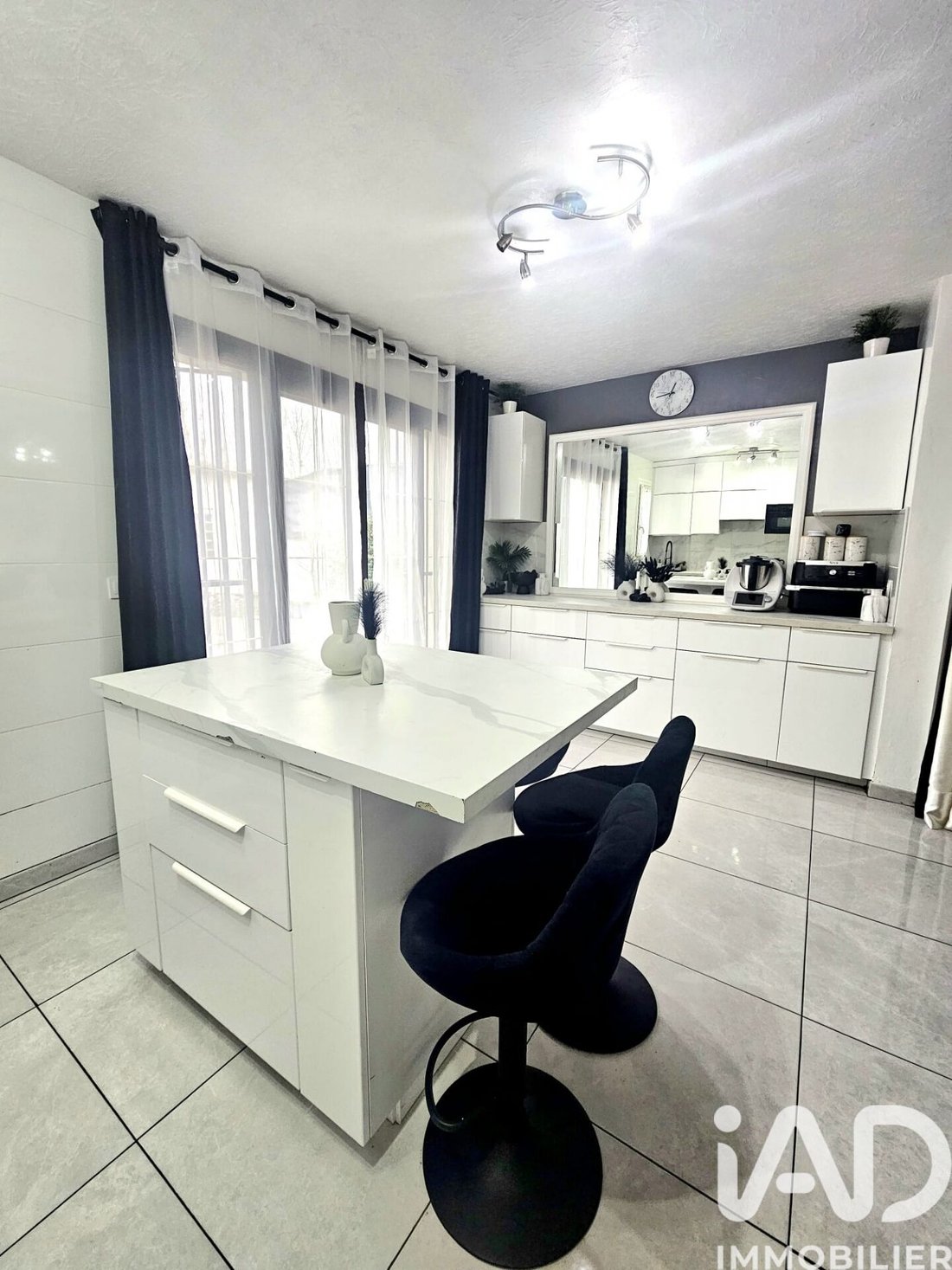 House in Le Fosse Bazin, Thiais, France 4 - 17052995