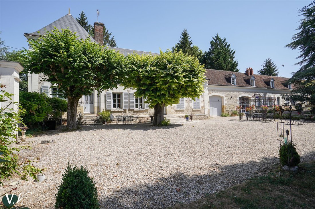 House in Francueil, Centre-Val de Loire, France 1 - 16255578