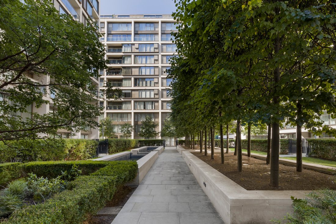 Apartment in Holland Park, Kensington And Chelsea, England 1 - 17049510