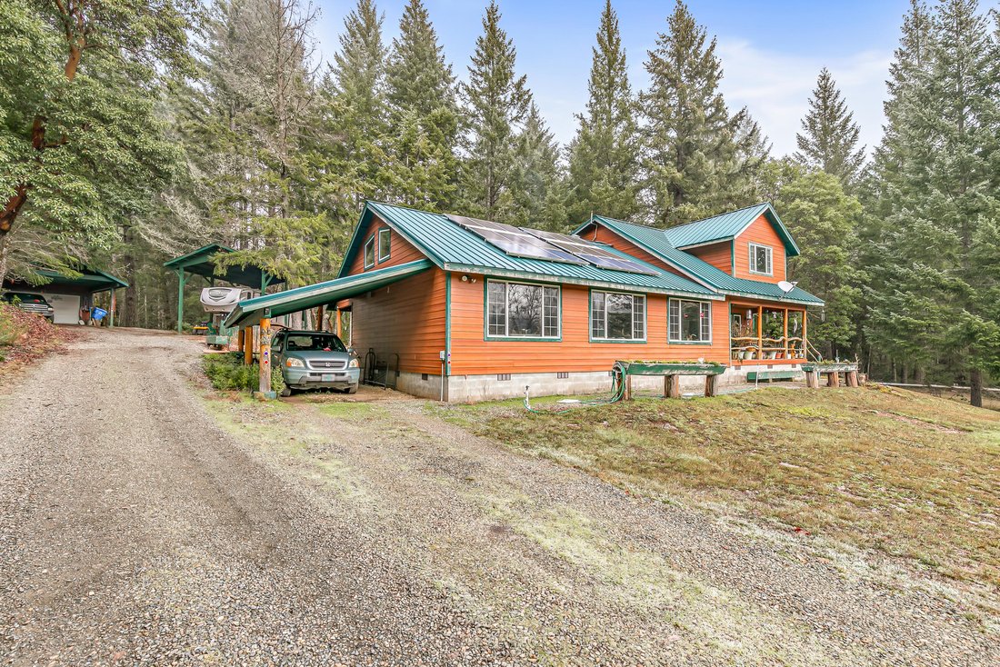 House in O'Brien, Oregon, United States 4 - 17050740