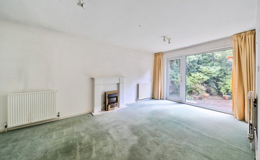 House in Belsize Park, Camden, England 1