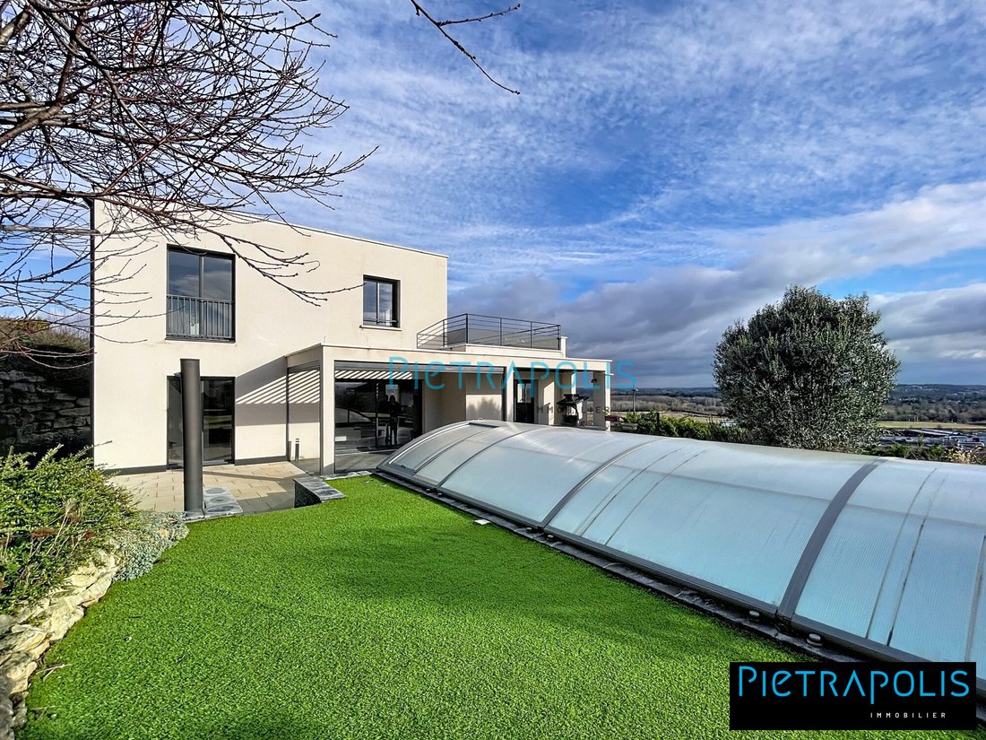 Villa in Anse, Auvergne-Rhône-Alpes, France 4 - 17052841