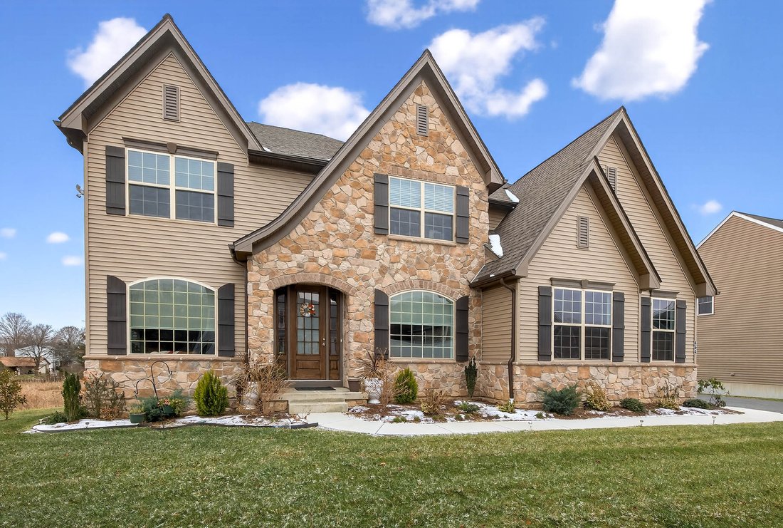House in Lancaster, Pennsylvania, United States 1 - 17049022