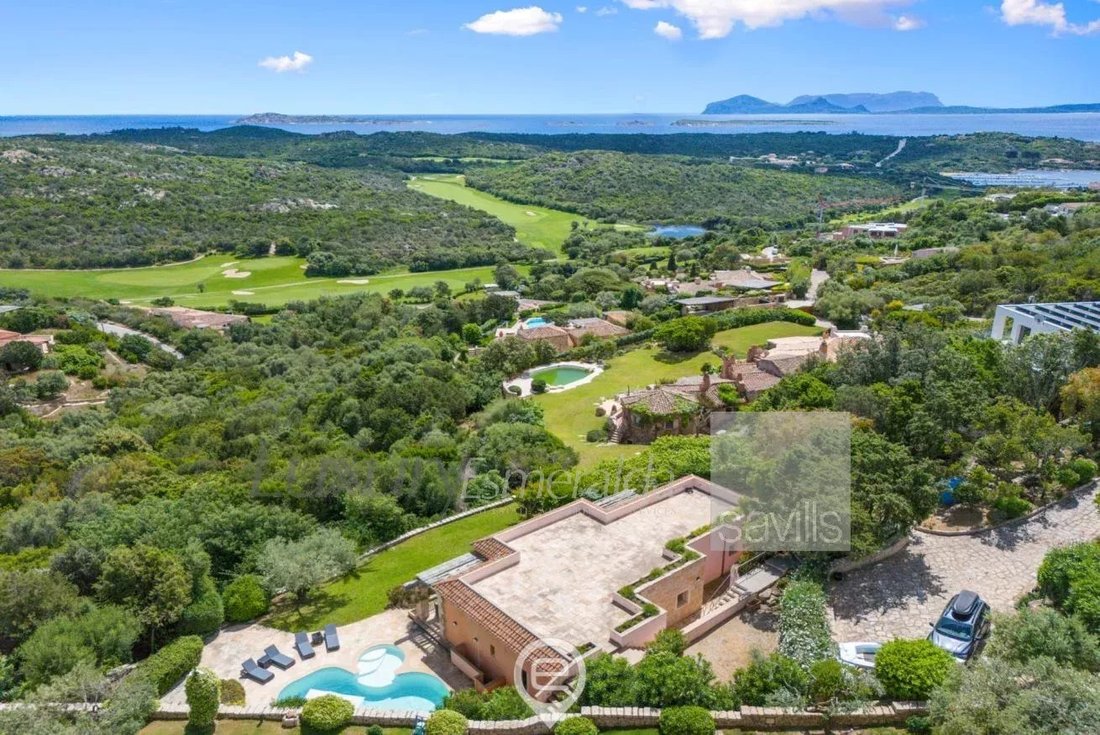 Villa in Cala di Volpe - Capriccioli - Romazzino, Arzachena, Italy 1 - 17049063