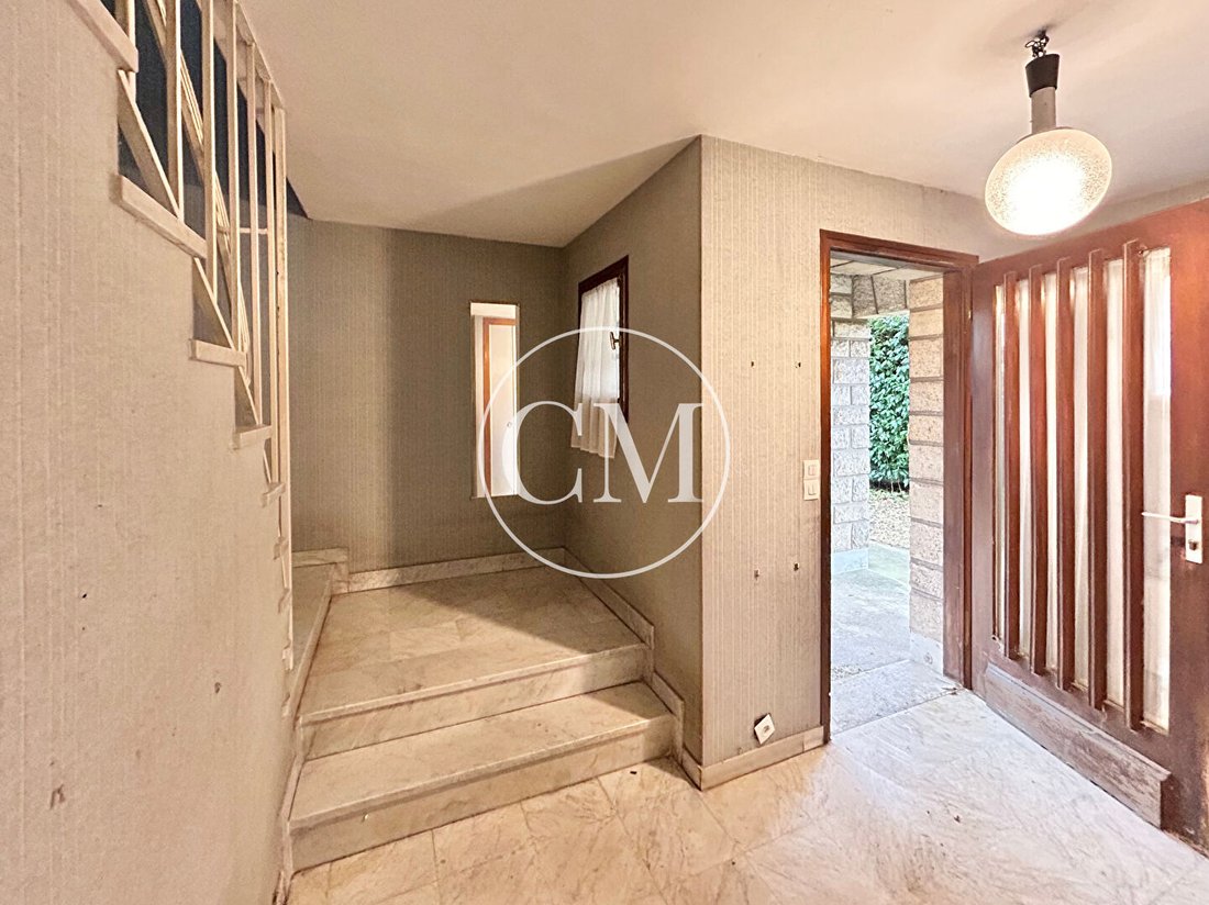 Villa in Chantiers-Prochefontaine, Versailles, France 4 - 16412951