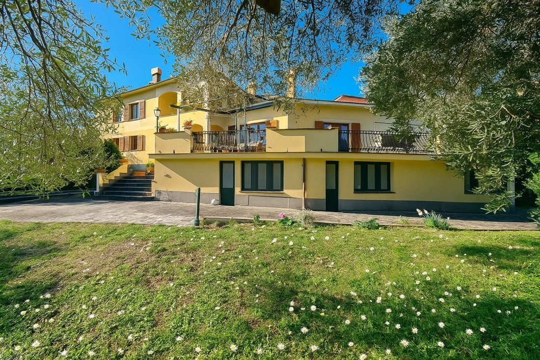 Villa in Rapallo, Liguria, Italy 1 - 17048354