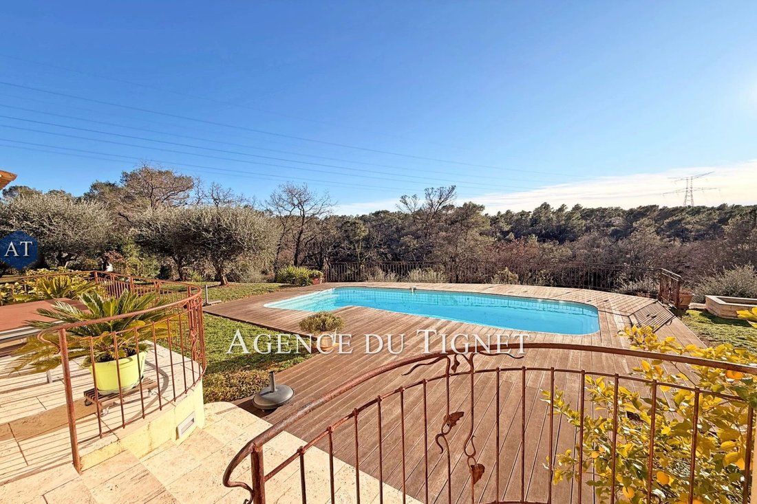 Villa in Saint-Cézaire-sur-Siagne, Provence-Alpes-Côte d'Azur, France 3 - 17049208