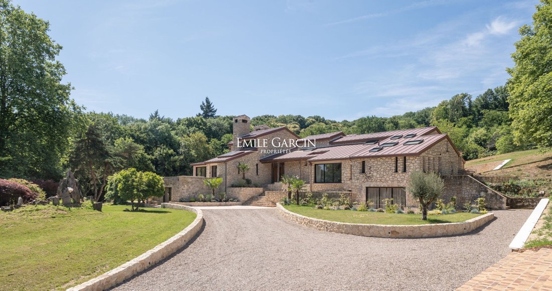 Villa in Domaine National du Château, Versailles, France 1 - 16193043