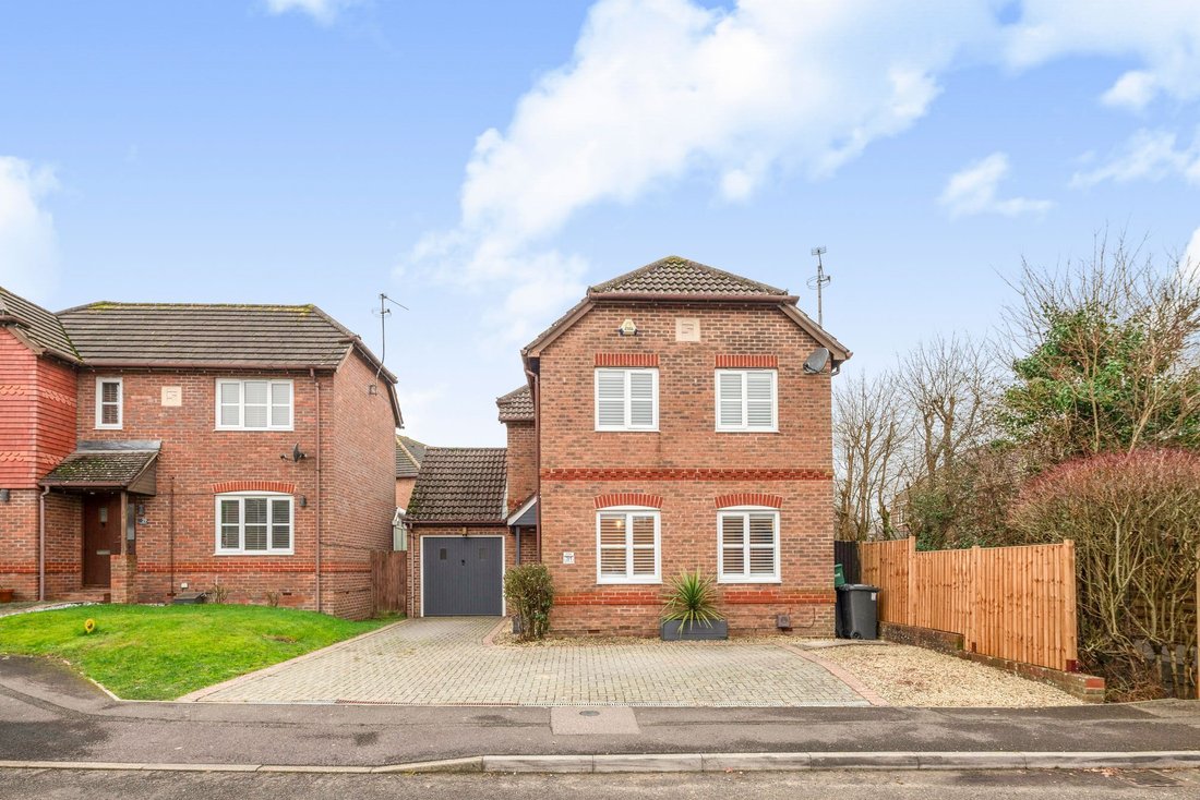 House in Burgess Hill, England 1 - 17049417