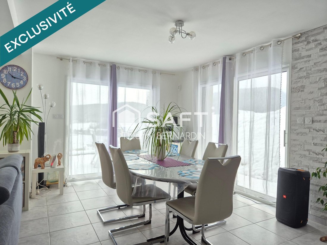 Haus in Villers-le-Lac, Bourgogne-Franche-Comté, Frankreich 5 - 17049766