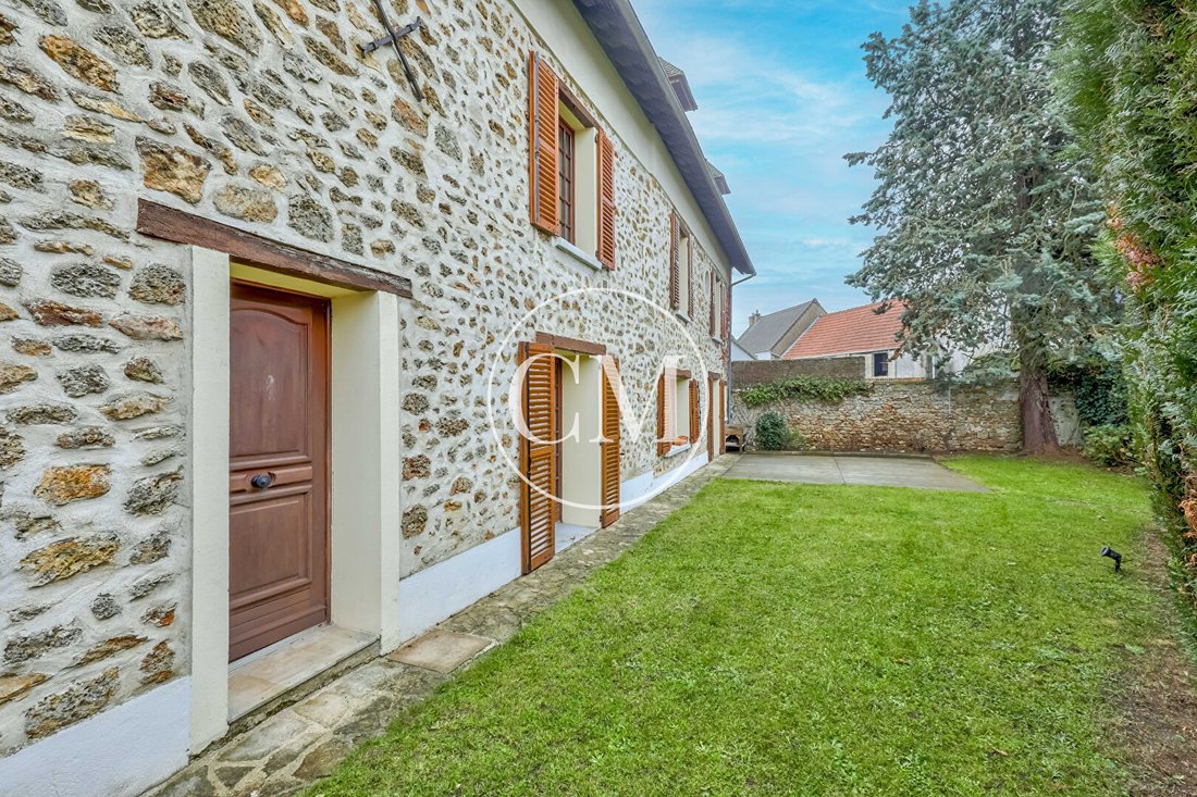 Villa in Sud, Plaisir, France 3 - 16418933