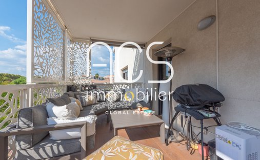 Apartment in Le Mas Port Fréjus, Frejus, France 1