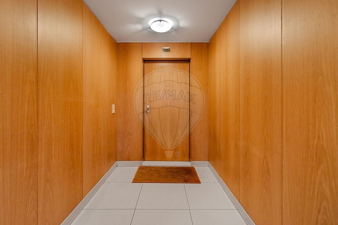 Apartment in Matosinhos e Leca da Palmeira, Porto District, Portugal 3 - 16952860