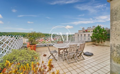 Apartment in Montreuil, Versailles, France 1