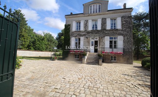 Villa à Blandy, Île-de-France, France 1