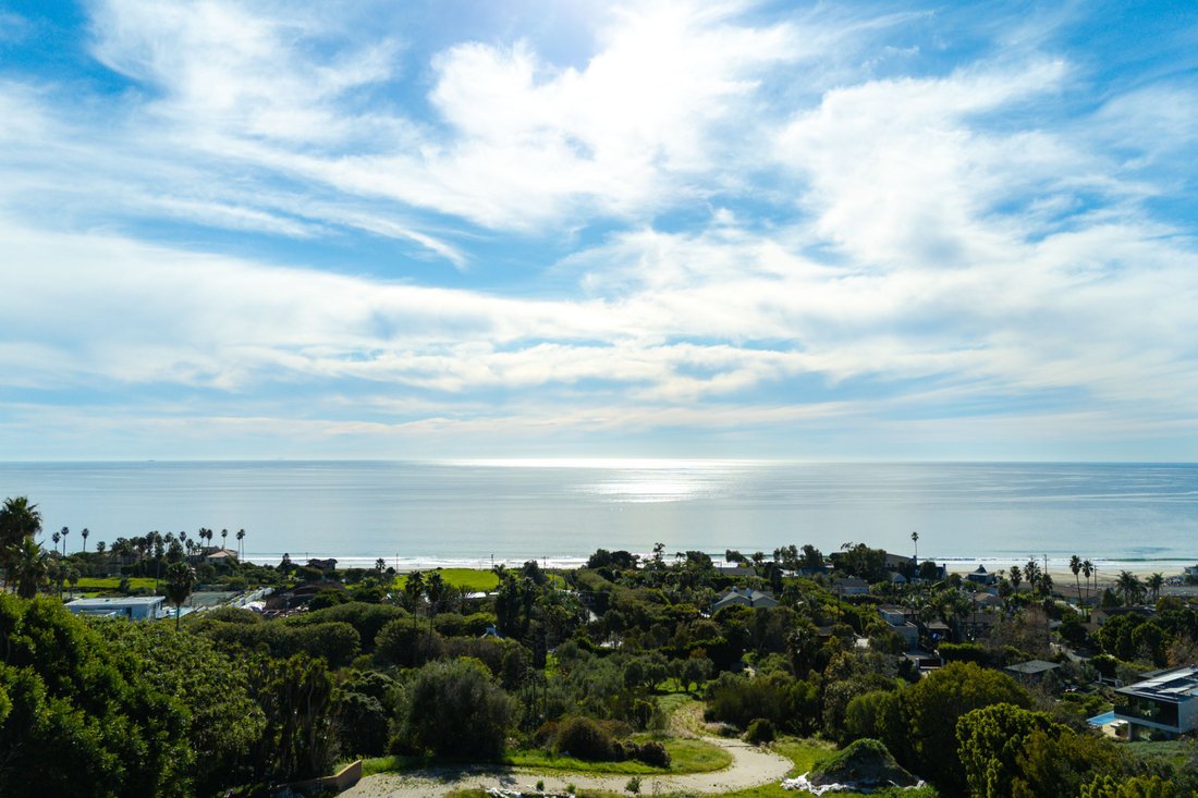 Land in Malibu, California, United States 1 - 17054991