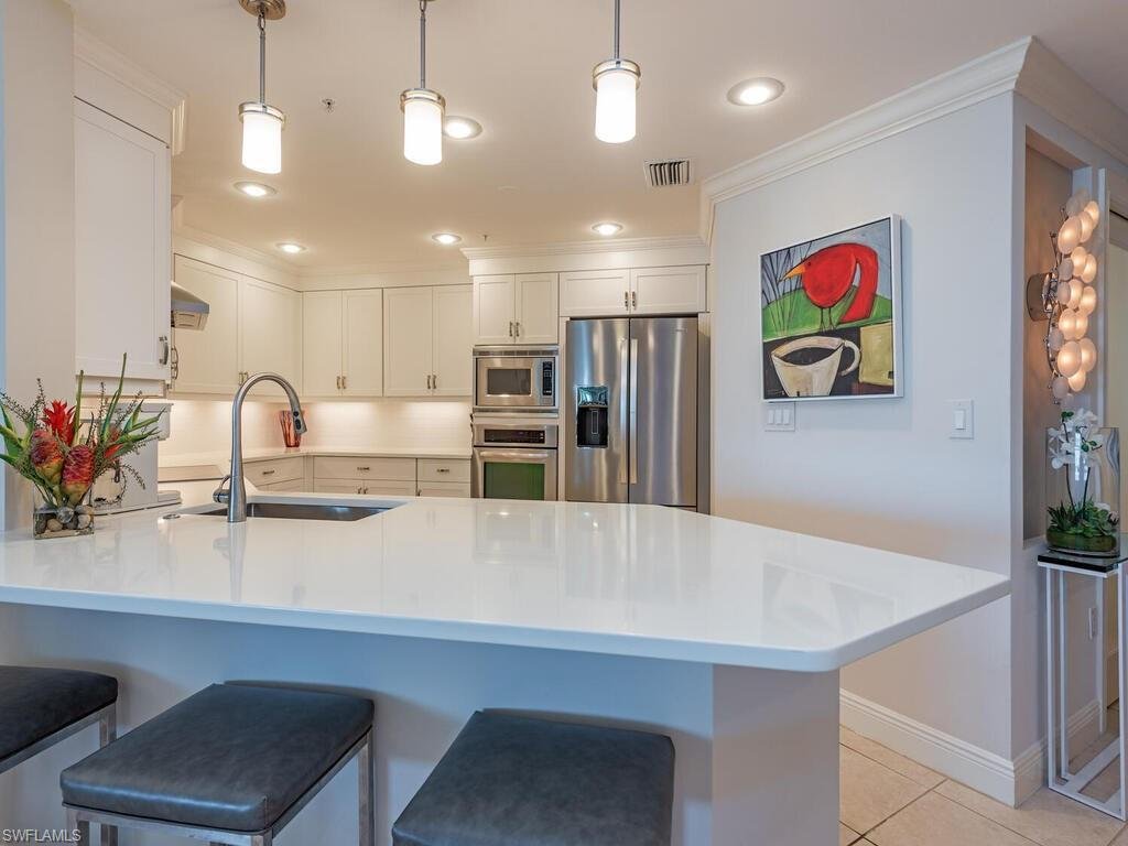 Condo in Naples, Florida, United States 4 - 17054123