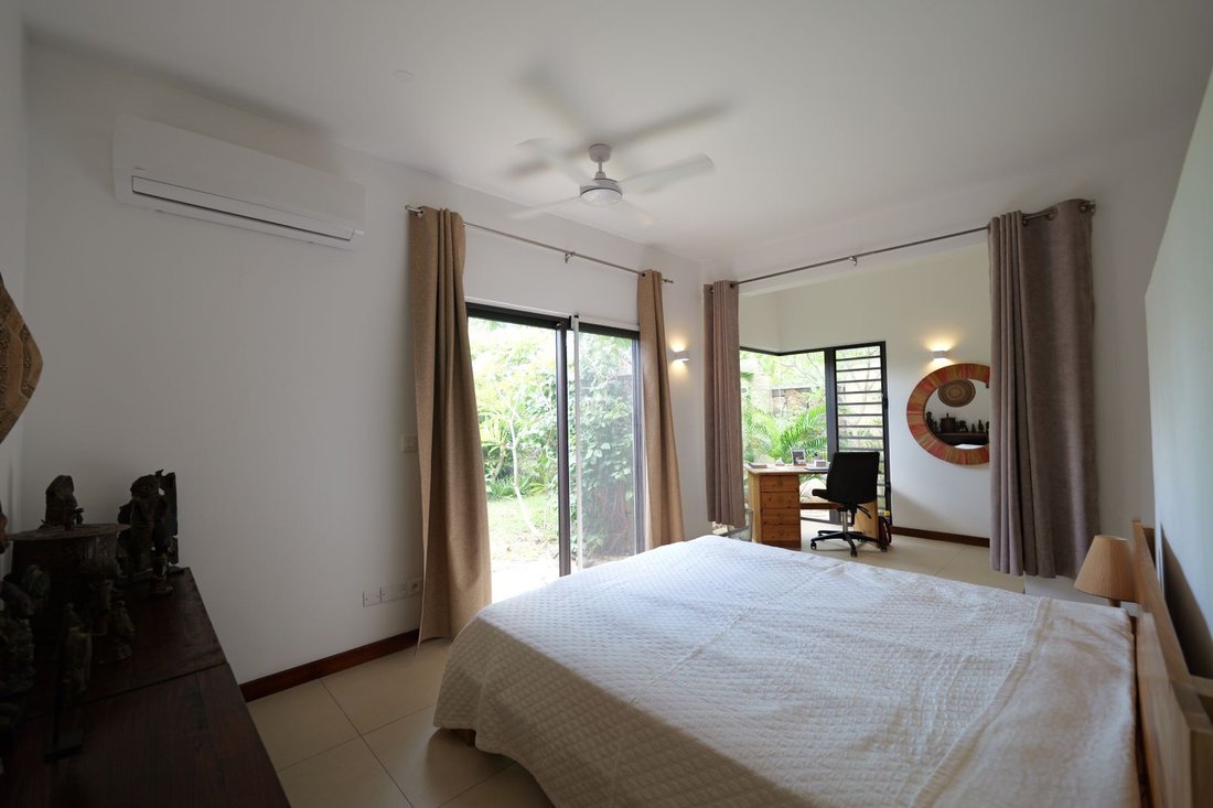 Villa in Black River, Rivière Noire District, Mauritius 5 - 17055348