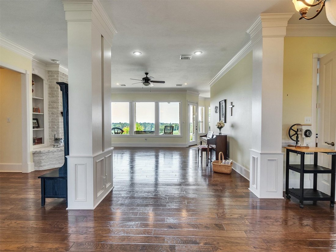 House in Bellville, Texas, United States 3 - 17050328