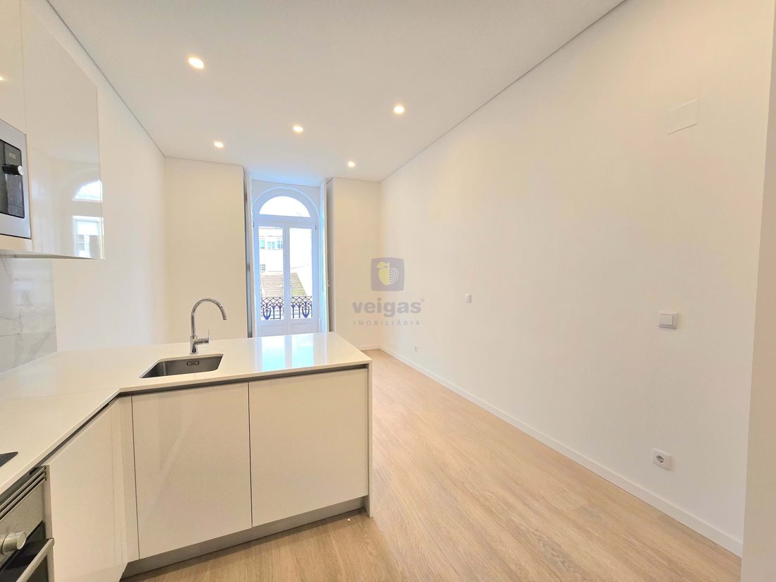 Apartment in Arroios, Lisbon, Portugal 1 - 15888673