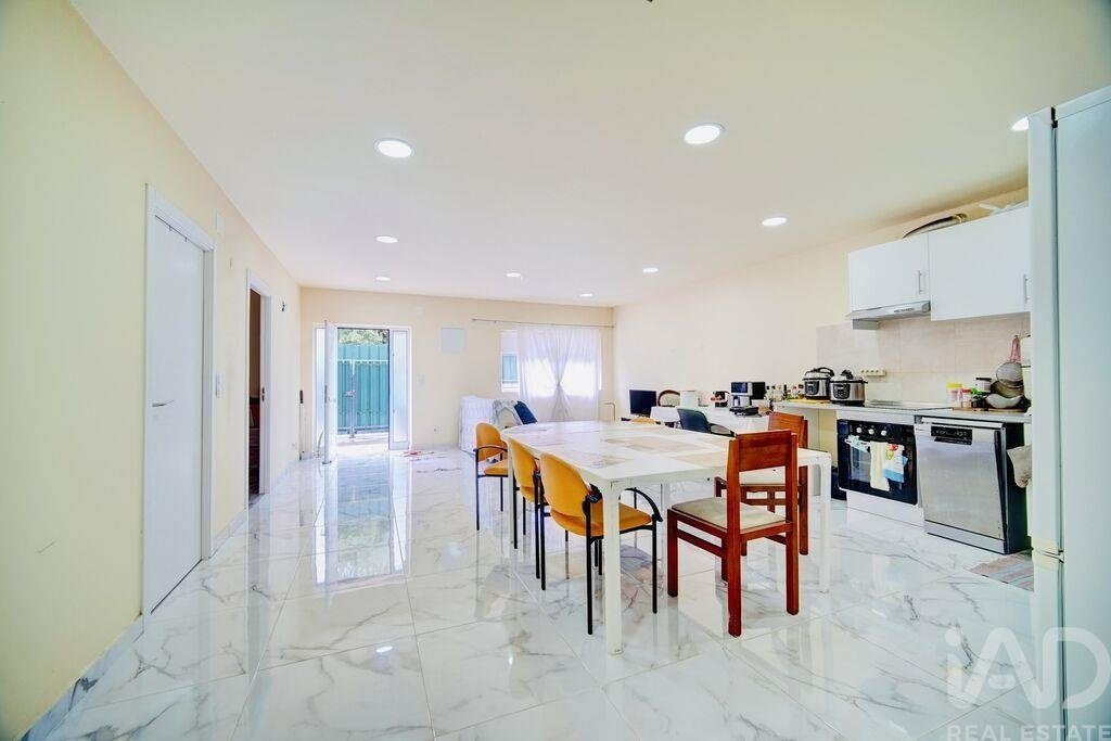 Townhouse in Corroios, Setubal, Portugal 2 - 17054798