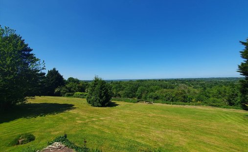 For Sale – Press House In A Peaceful Environment Near Pont L'evêque 14130