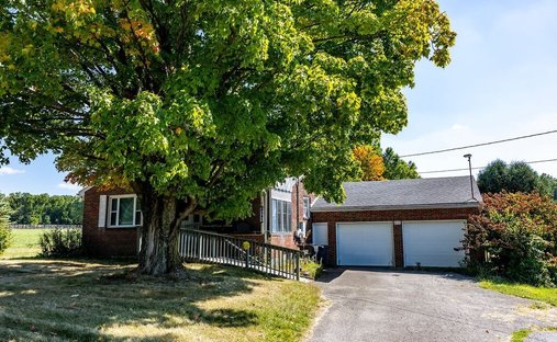 House in Canfield, Ohio, United States 1